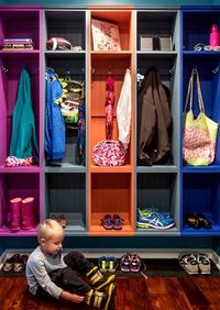 Детская цветная гардеробная комната Хабаровск